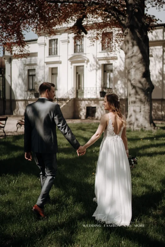 Kreatív esküvői fotózás Sopronban, Lenck Villa.